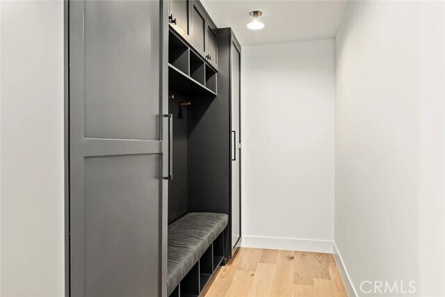 Building Photo - 738 San Lorenzo St