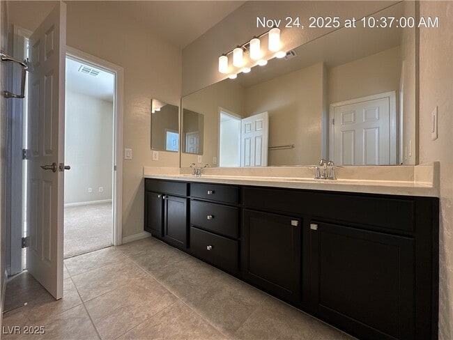 Building Photo - 1000 Via Stellato St