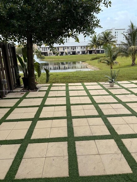 Building Photo - 5980 NW 104th Ct