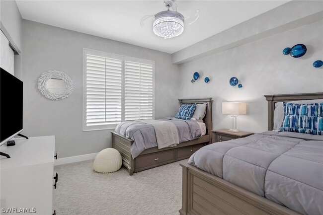 Building Photo - 420 Cove Tower Dr