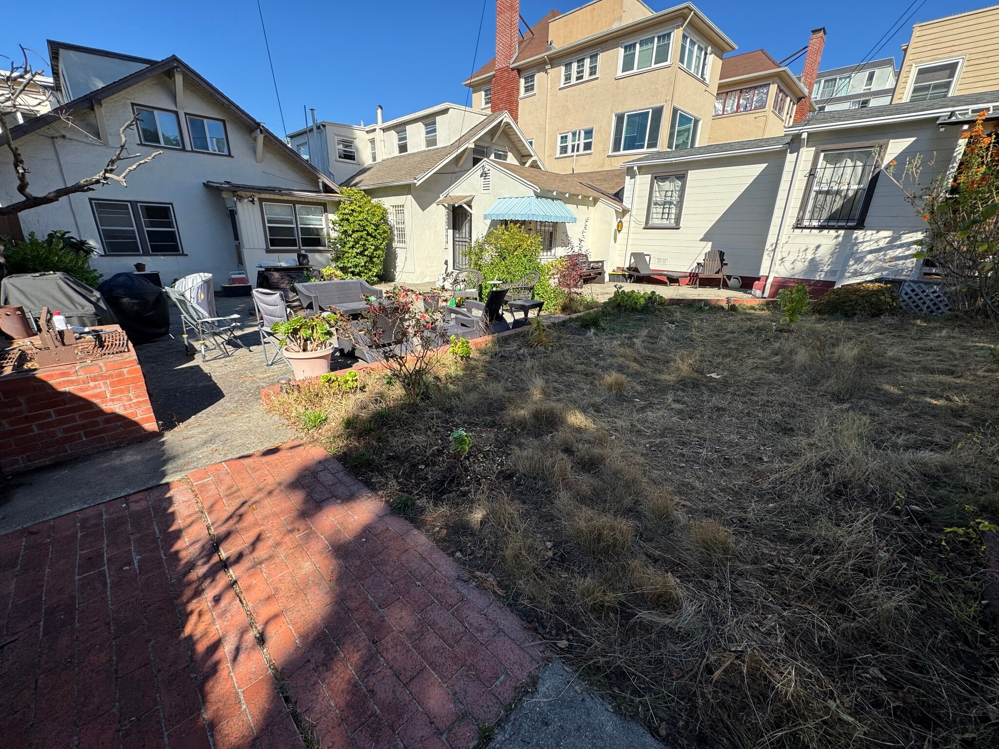 Building Photo - 438 Perkins St