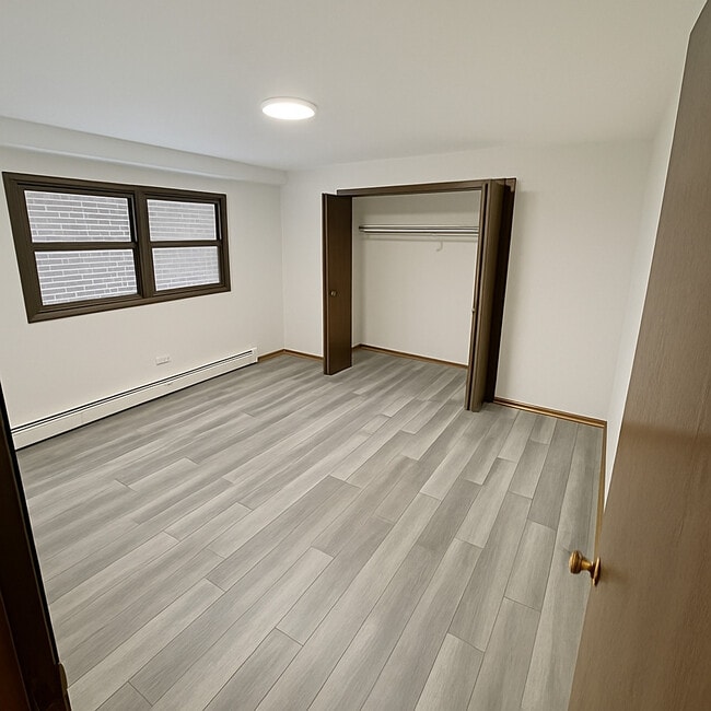 Building Photo - 2722 N 74th Ave
