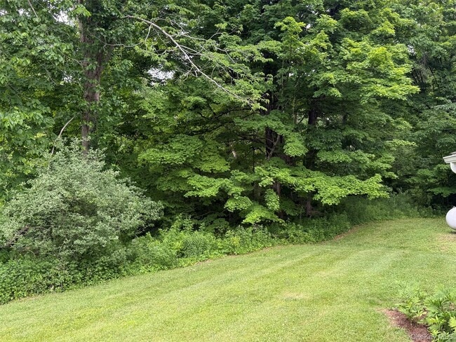 Building Photo - 463 Doodletown Rd