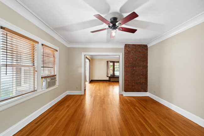 Dining Room - 10206 Clifton Blvd