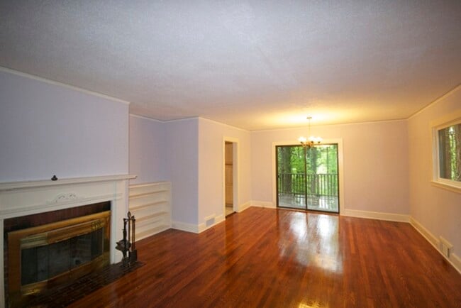 Building Photo - 510 Vineyard Rd