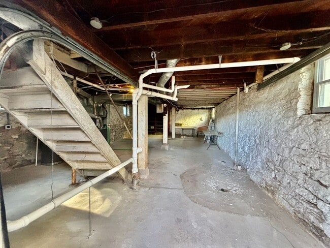 Building Photo - Fully Renovated 2-Bedroom Home with Back Deck, Basement & Off-Street Parking