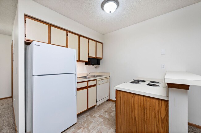 Floorplan - BRIARCLIFF STUDIOS