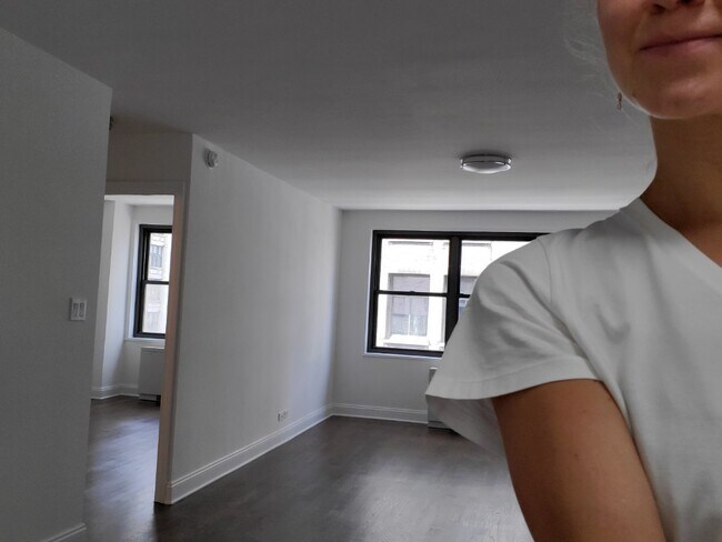 Building Photo - 96 Fifth Avenue