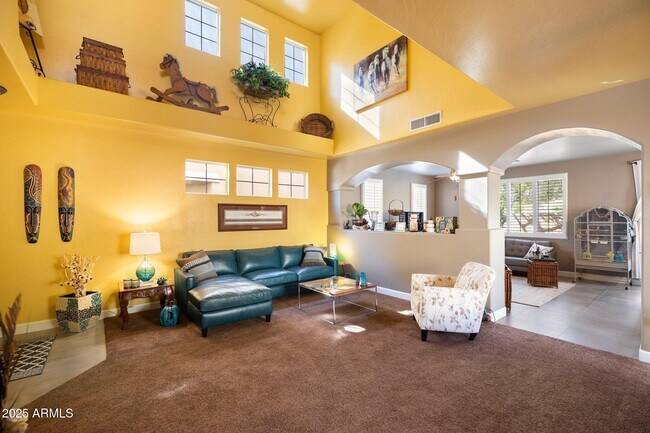 Building Photo - 322 W Mountain Sage Dr