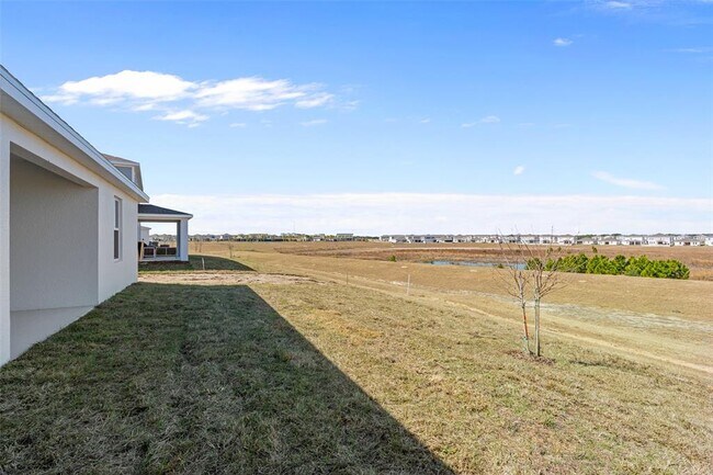 Building Photo - 3028 Namaste Dr