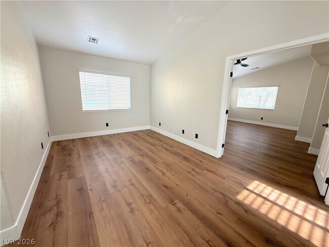 Building Photo - 224 Wicked Wedge Way