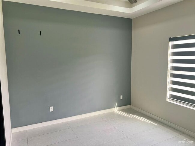 Building Photo - 1505 Garden Ridge Ave