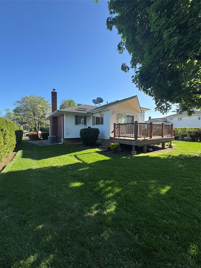 Building Photo - 371 White Birch Ln