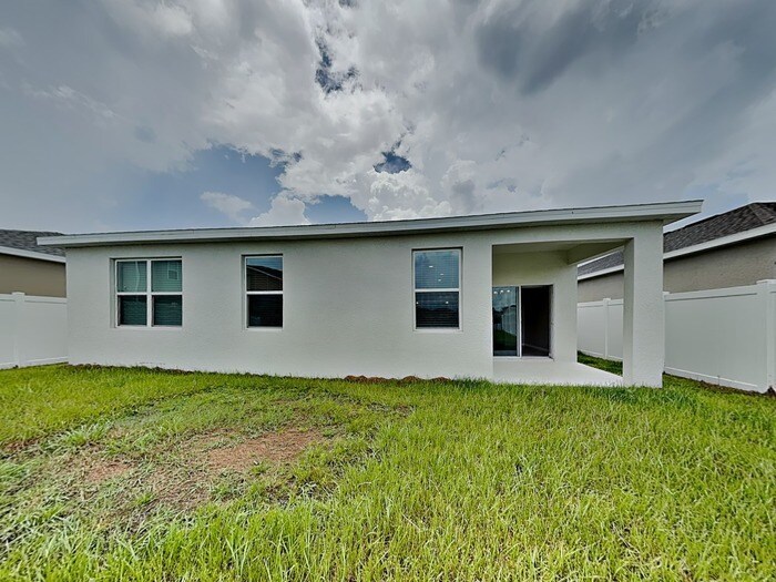 Building Photo - 5617 Camilla St
