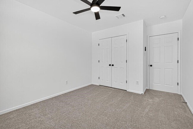 Building Photo - 5515 Armillary Dr