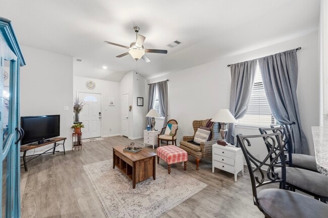 Building Photo - 14228 Sedona Rdg Dr