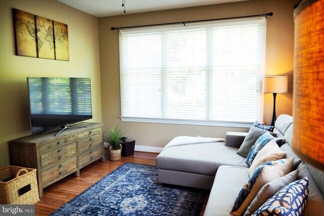 Building Photo - 3682 Hancock Ln