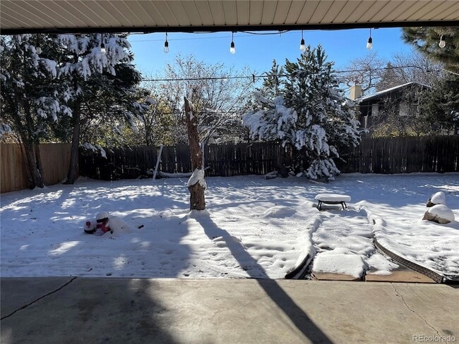 Building Photo - 2833 S Depew St