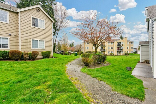 Building Photo - Cozy 2 bedroom, 2 bathroom condo- Federal Way Area