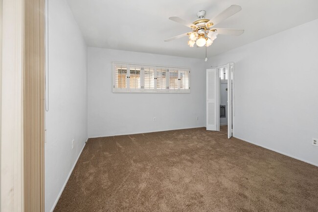 Building Photo - CORONADO - MOVE IN SPECIAL $1,000 OFF 1ST ...