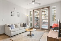 Building Photo - 390 N 2nd Ave