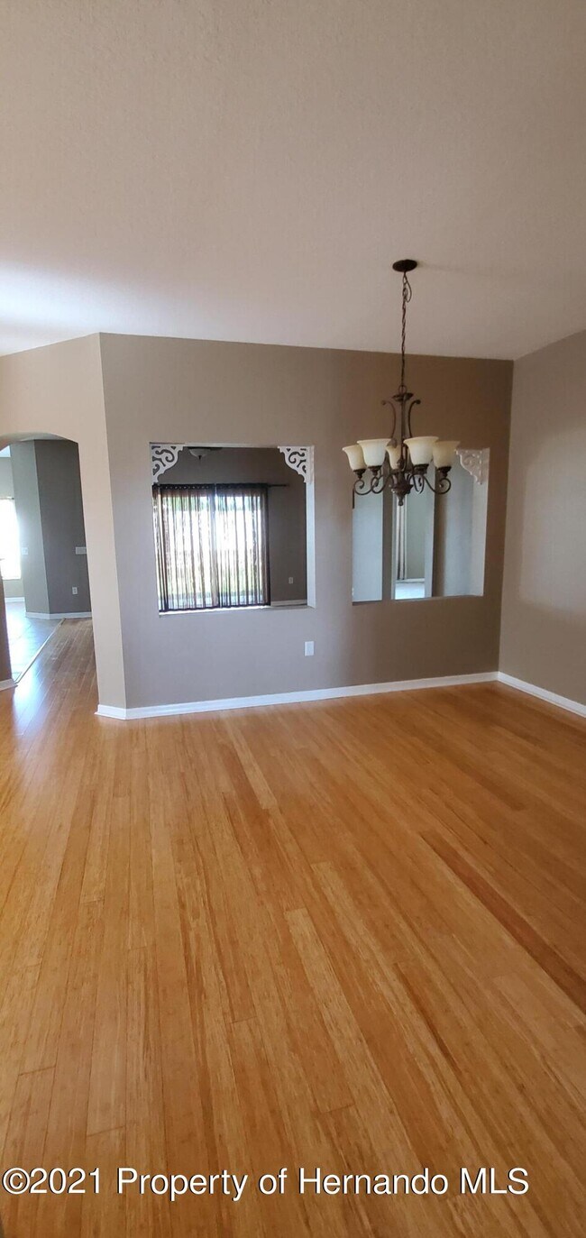 Building Photo - 15708 Durango Cir