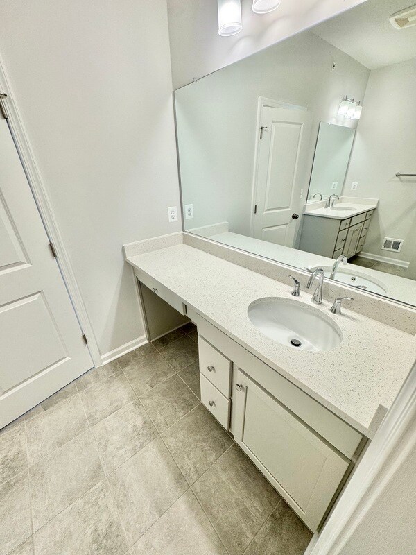 Building Photo - 13240 Garland Ln