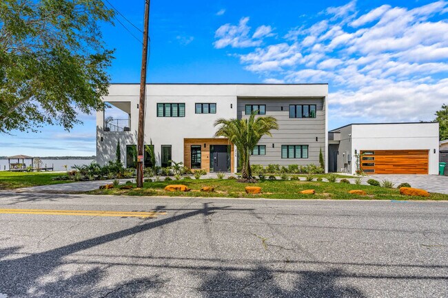 Building Photo - 2175 S Tropical Trail