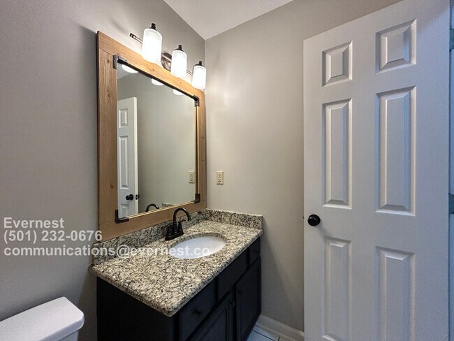 Building Photo - 9501 William Little Dr