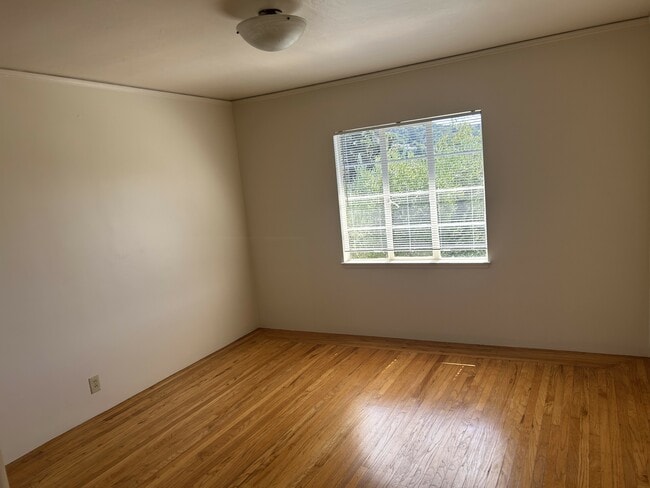 Building Photo - 4455 Anderson Ave