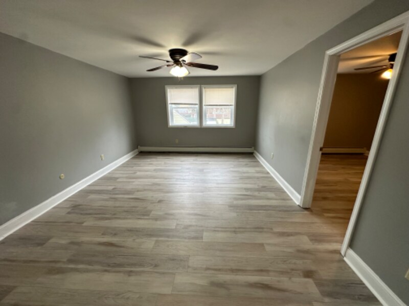 Building Photo - 49 Tappan St