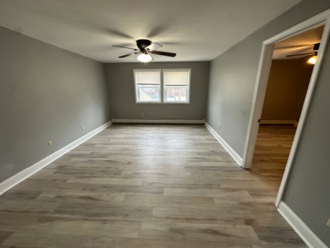 Building Photo - 49 Tappan St