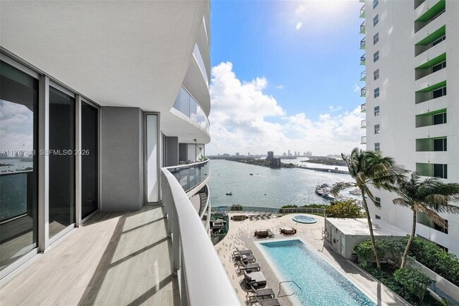 Building Photo - 488 NE 18th St