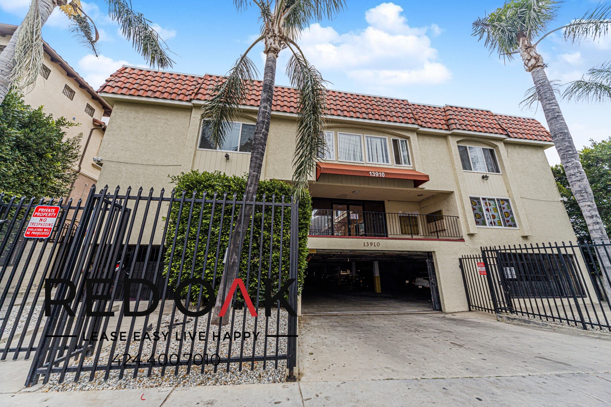 Building Photo - 13910 Sayre St