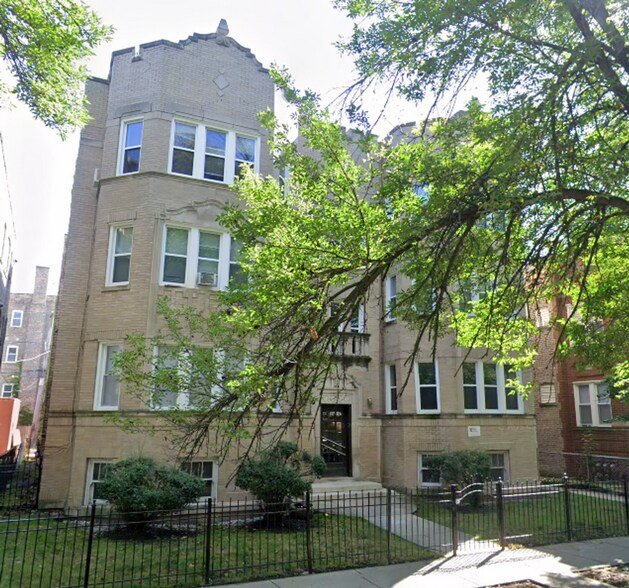 Building Photo - 6439 N Leavitt St
