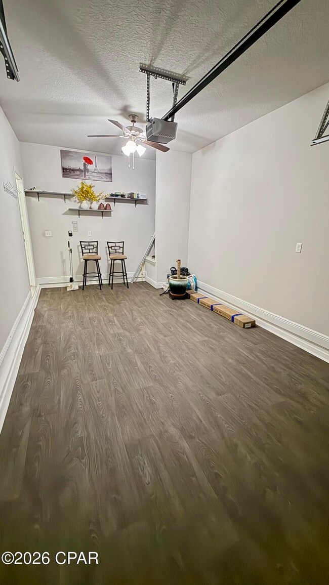 Building Photo - 7520 Shadow Lake Dr