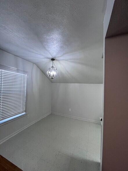 Dining - 36 Dogwood Ln