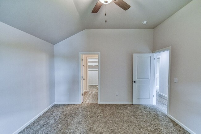 Building Photo - Brand New Construction in Varenna Landing!