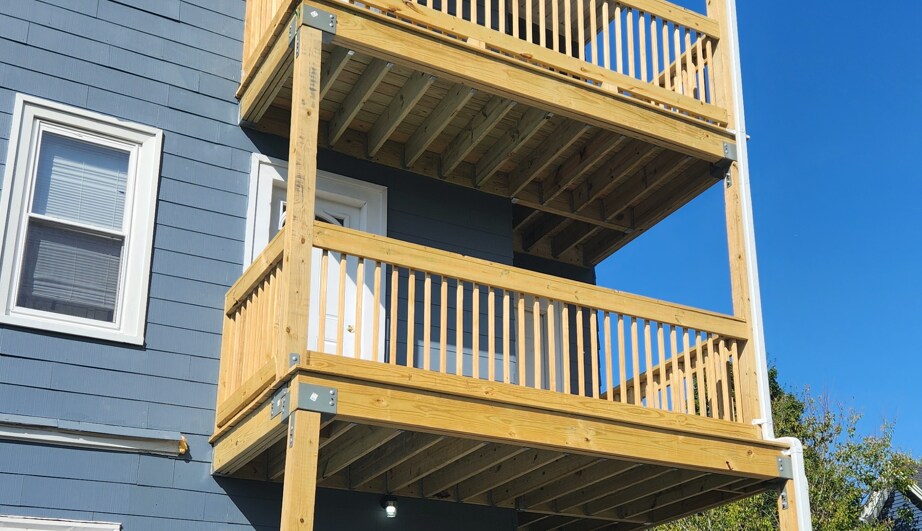 Private Deck - 245 Prospect St