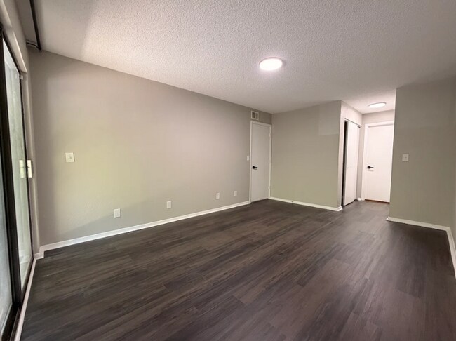 Building Photo - 2 Bed and 2 Bath in Norcross! Get 50% OFF your FIRST MONTH RENT!