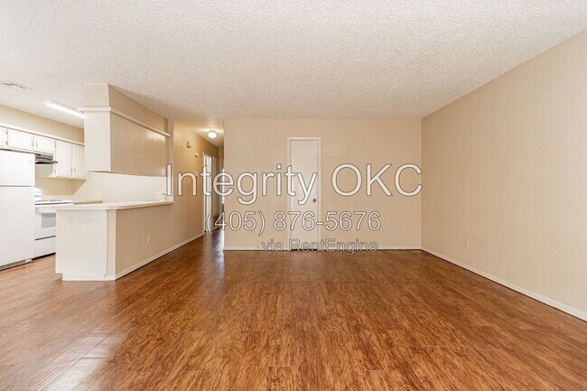 Building Photo - 618 Welston Cir