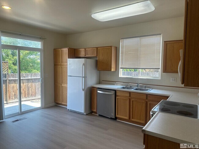 Building Photo - 5911 Sapphire Ridge Ct