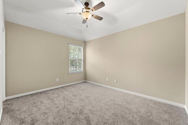Building Photo - 34 Sawbridge Cir