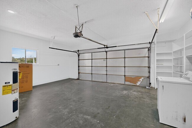 Building Photo - 824 Ortega Rd NW