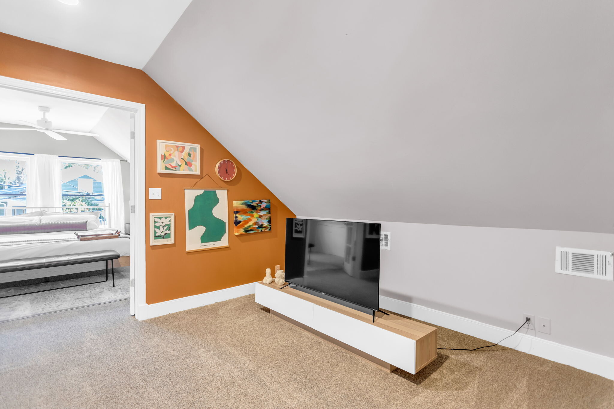 living room - 1050 Tilden St NW