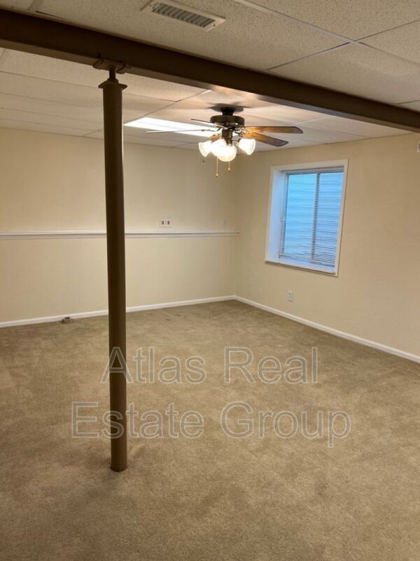 Building Photo - 8179 S Mobile Way