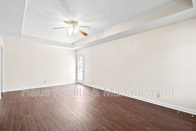 Building Photo - 3279 S Senseney Cir