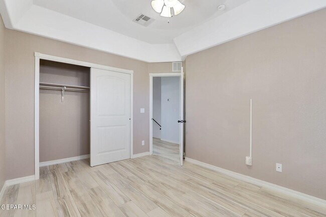 Building Photo - 3167 Spring Willow