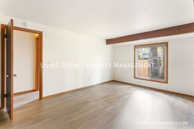 Building Photo - 9811 SW 49th Ave