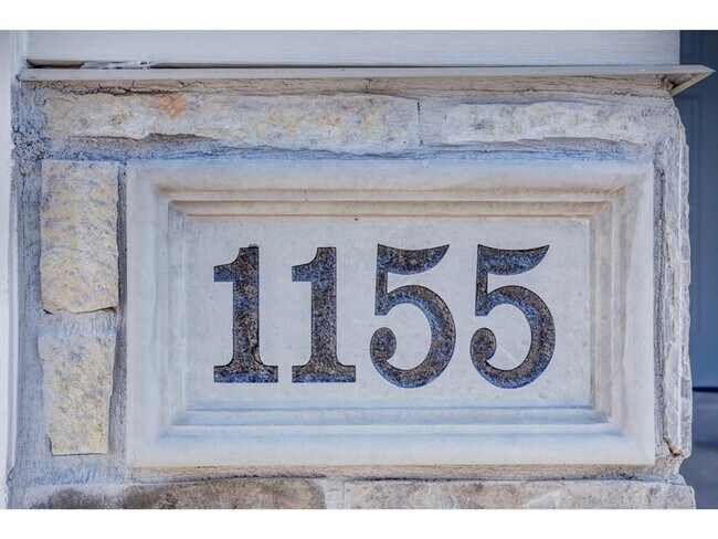 Building Photo - 1155 S 225 E